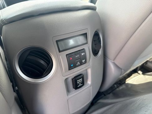 Used 2014 Honda Pilot EX-L image 10