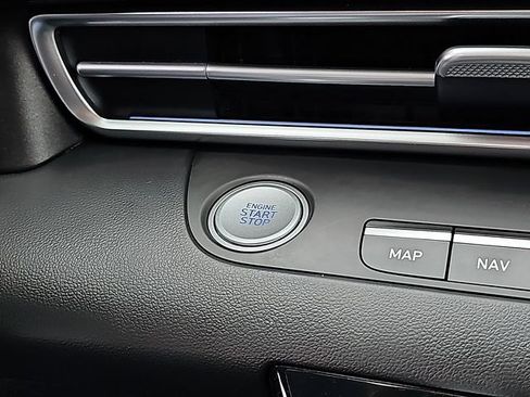 Used 2024 Hyundai Elantra SEL w/ Convenience Package image 26