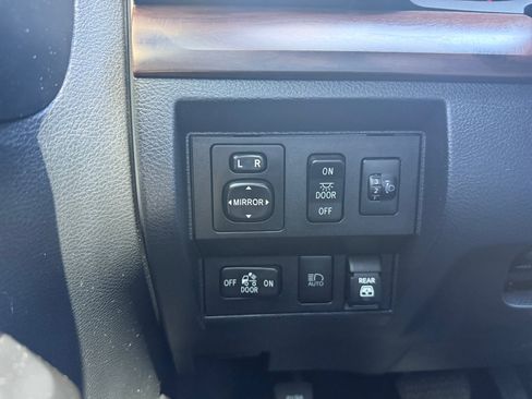 Used 2019 Toyota Tundra Limited w/ Limited Premium Package AWD/4WD image 22