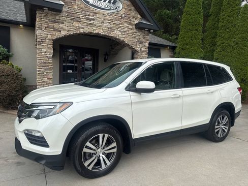 Used 2016 Honda Pilot EX-L image 2