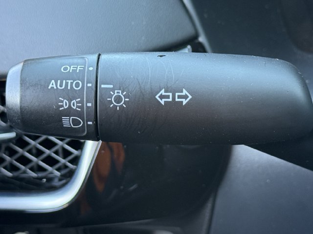 Certified 2025 Acura ADX FWD image 21