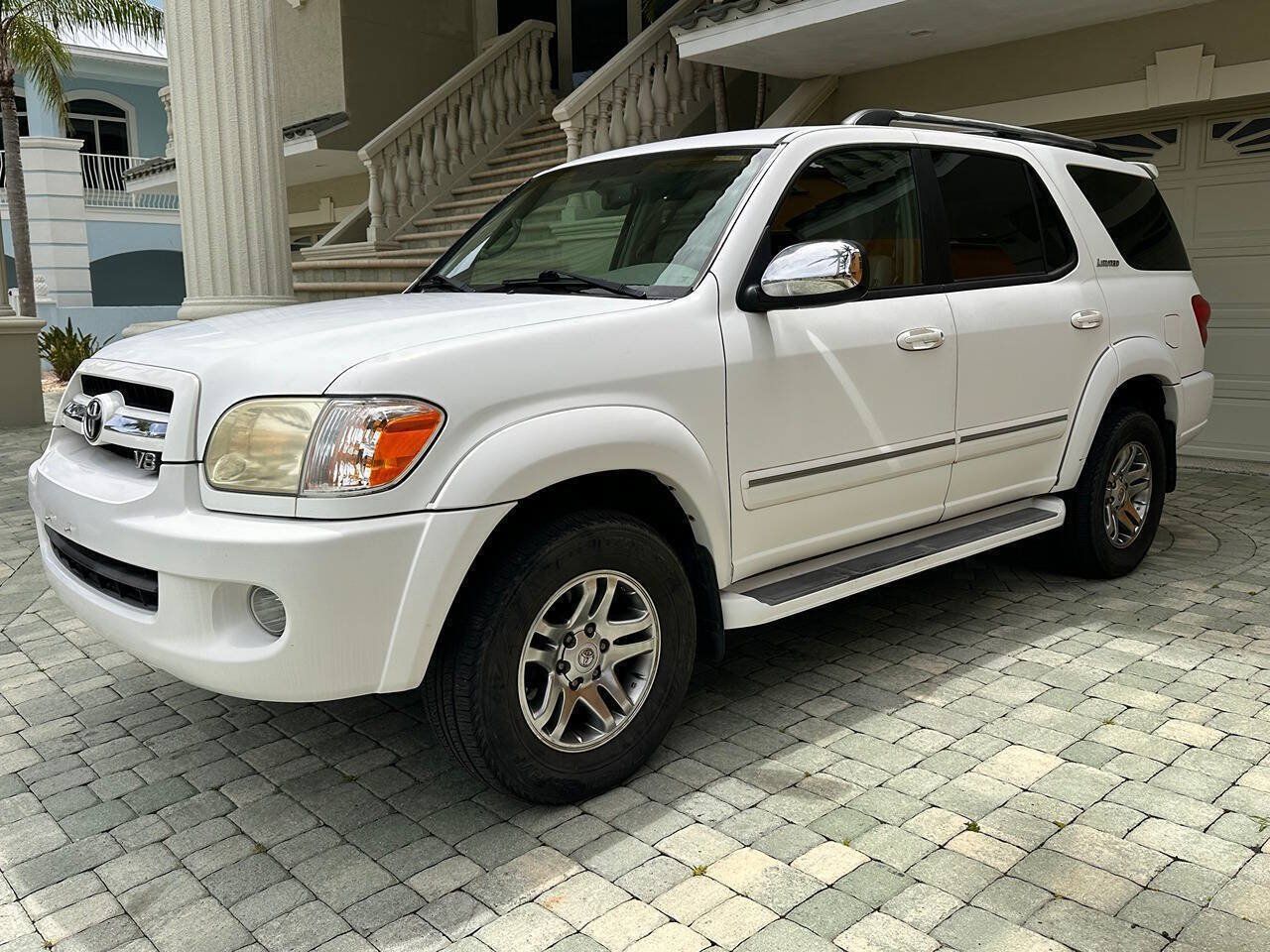 Used 2007 Toyota Sequoia Limited RWD image 27