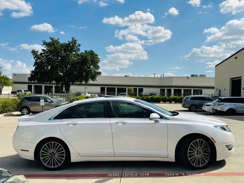 Used 2014 Lincoln MKZ Hybrid FWD image 12