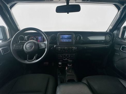 Used 2023 Jeep Wrangler Unlimited Sport AWD/4WD image 15