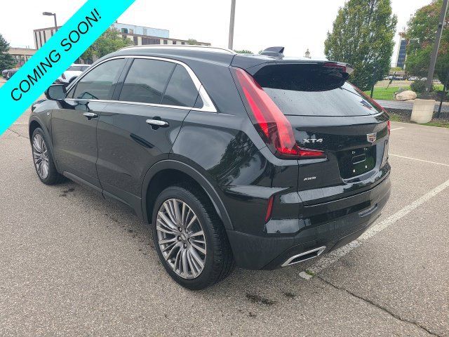 Used 2024 Cadillac XT4 Premium Luxury AWD/4WD image 7