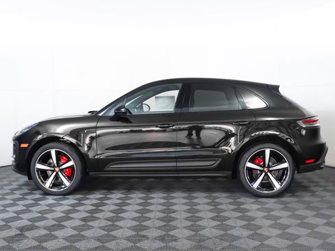 New 2026 Porsche Macan S image 2