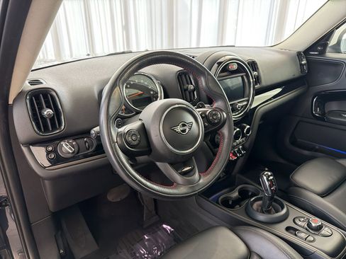 Used 2020 MINI Cooper Countryman S w/ Storage Package FWD image 4