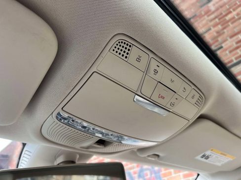 Used 2019 Mercedes-Benz C 300 4MATIC Sedan image 32