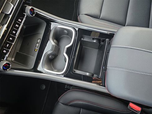 New 2026 Chevrolet Traverse RS image 26