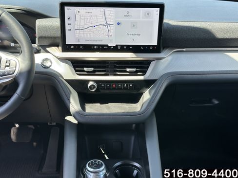 Used 2026 Ford Explorer Active w/ Active Comfort Package image 15