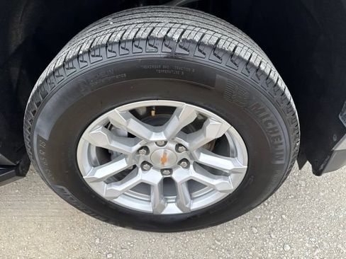 Used 2025 Chevrolet Tahoe LT AWD/4WD image 26