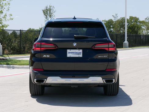Used 2022 BMW X5 xDrive40i w/ Premium Package AWD/4WD image 8