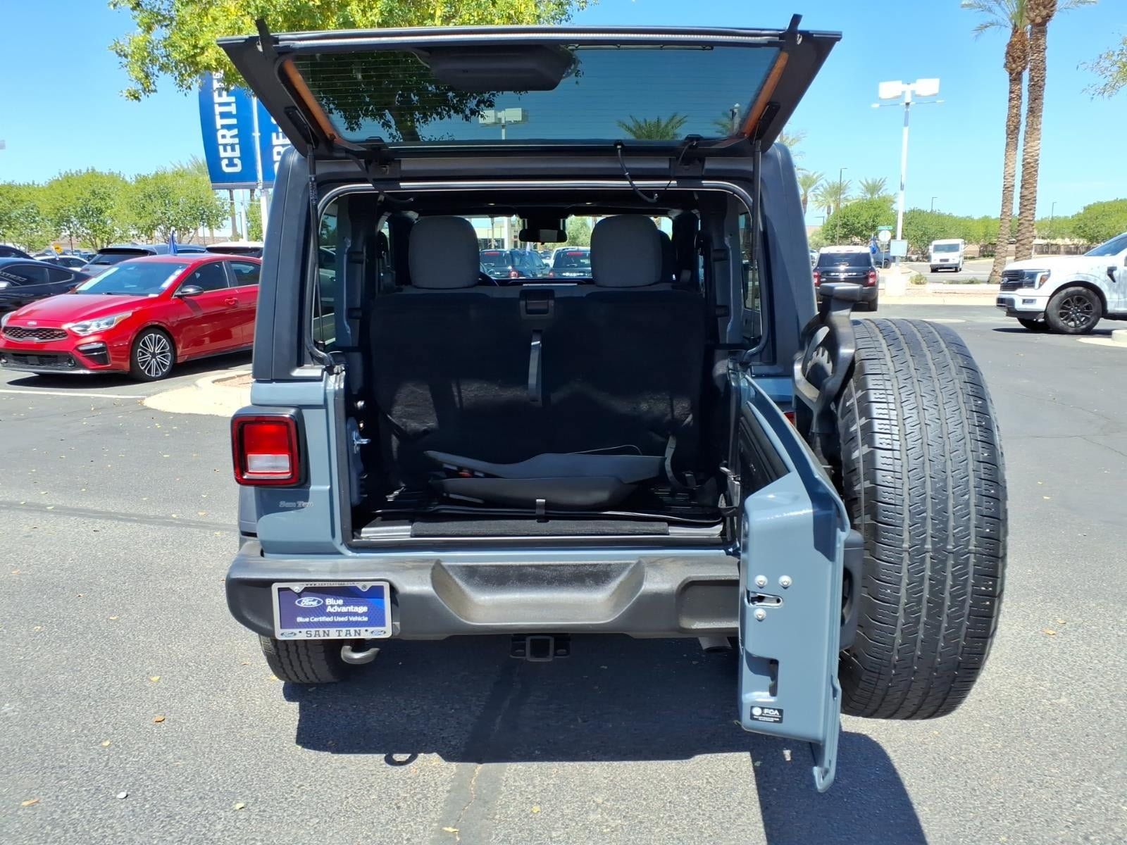 Used 2024 Jeep Wrangler Sport AWD/4WD image 14