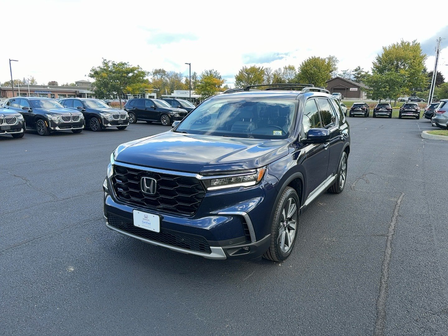 Certified 2025 Honda Pilot Elite image 1