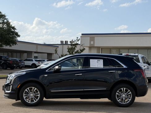 Used 2021 Cadillac XT5 Premium Luxury AWD/4WD image 8