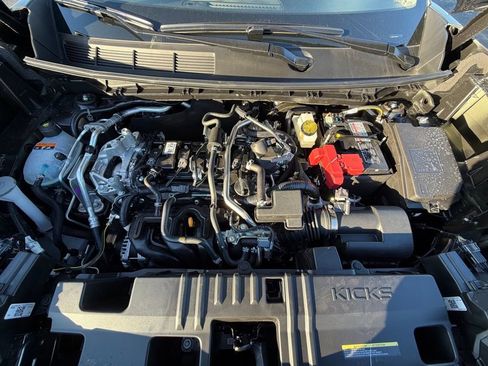 New 2026 Nissan Kicks S image 29