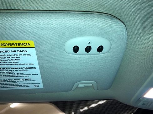 Used 2022 Ford Edge SEL w/ Convenience Package image 26