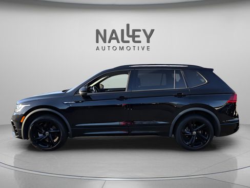 Used 2023 Volkswagen Tiguan SE R-Line image 3