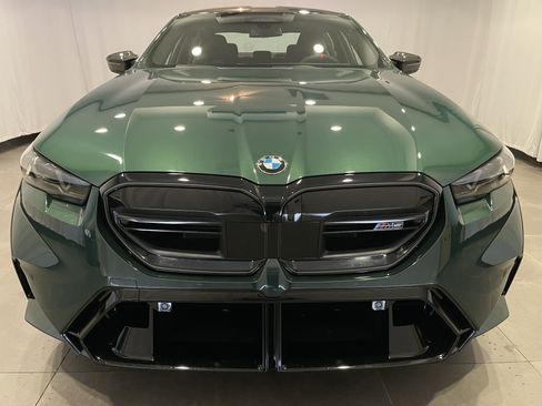 New 2027 BMW M5 w/ Carbon Package AWD/4WD image 2