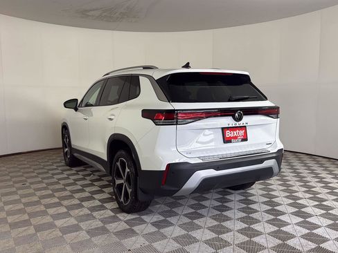 New 2026 Volkswagen Tiguan SE AWD/4WD image 4