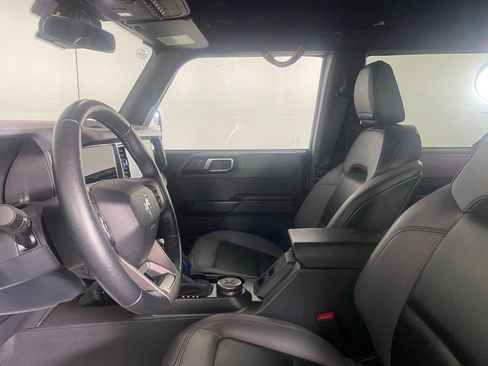 Used 2024 Ford Bronco Black Diamond image 12