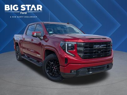 Used 2022 GMC Sierra 1500 Elevation w/ Elevation Premium Package