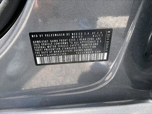 Used 2017 Volkswagen Jetta GLI FWD image 27