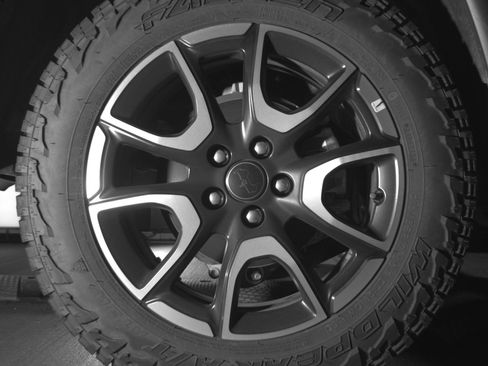 Used 2025 Jeep Compass Trailhawk image 15