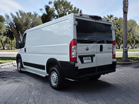 Used 2025 RAM ProMaster 2500 w/ U-Haul Equipment Group FWD image 7