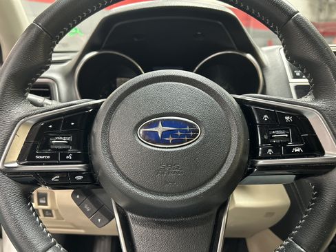 Used 2019 Subaru Outback 2.5i Limited AWD/4WD image 18
