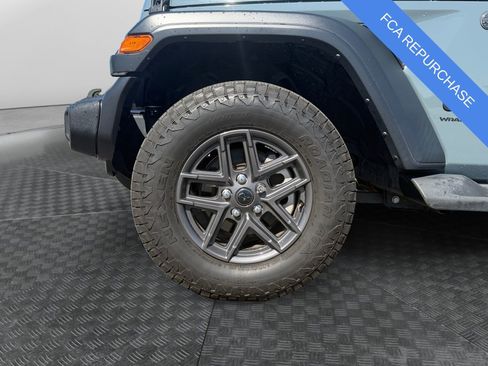 Used 2024 Jeep Wrangler Unlimited Sport AWD/4WD image 14