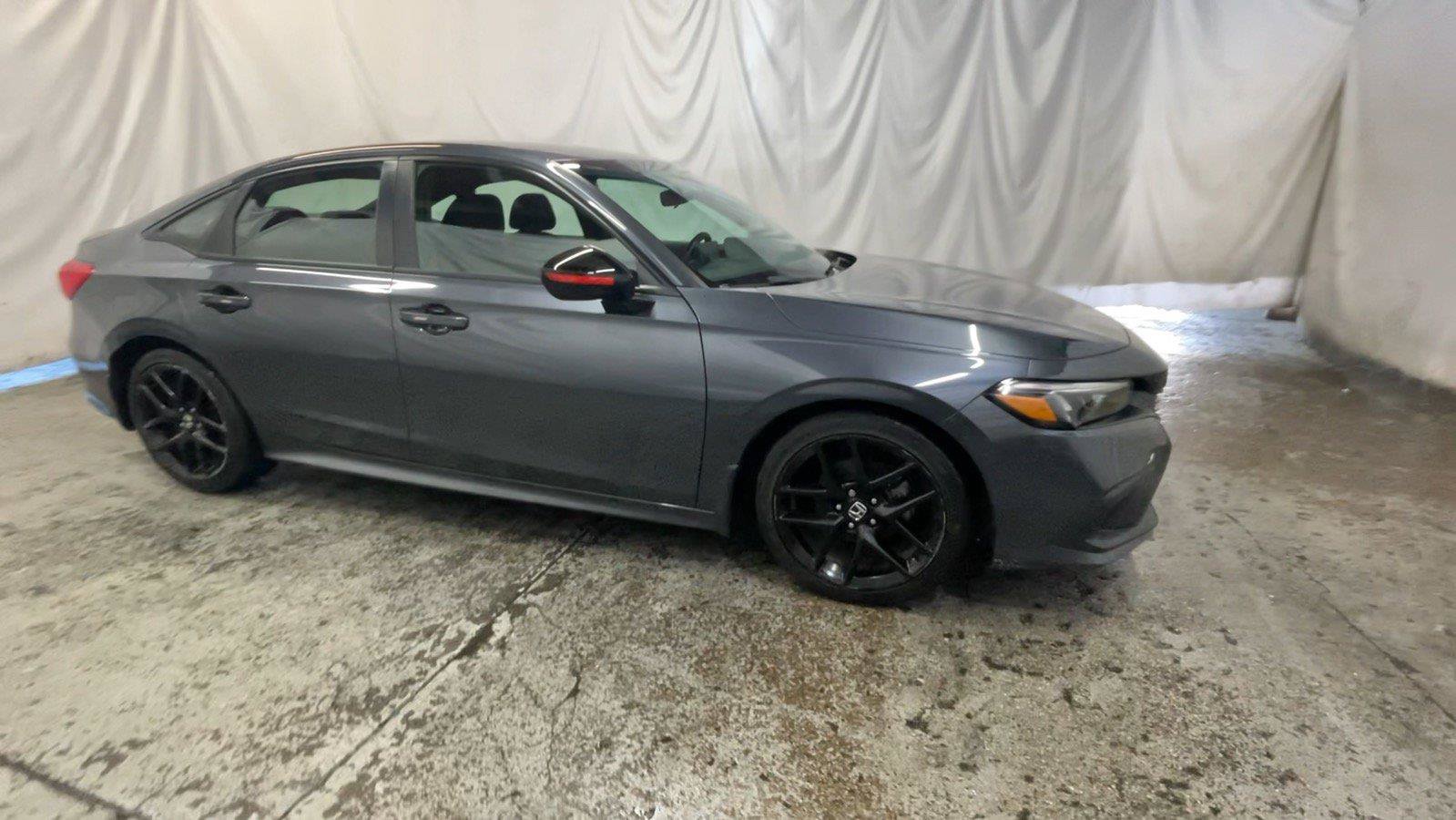Used 2023 Honda Civic Sport image 4