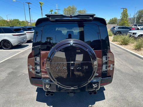 Used 2023 Land Rover Defender 130 X AWD/4WD image 7