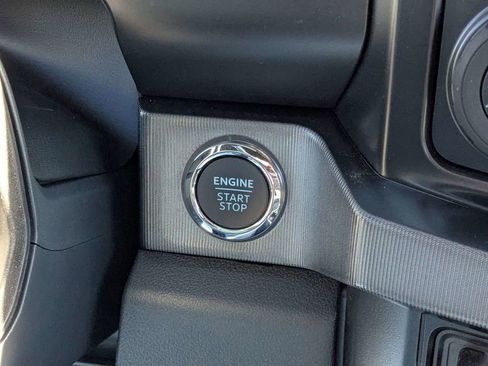Used 2026 Ford F250 Platinum AWD/4WD image 28