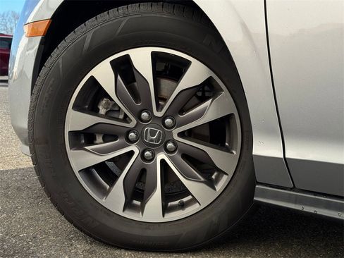 Used 2022 Honda Odyssey EX-L image 27