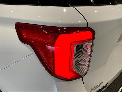Used 2022 Ford Explorer XLT AWD/4WD image 22