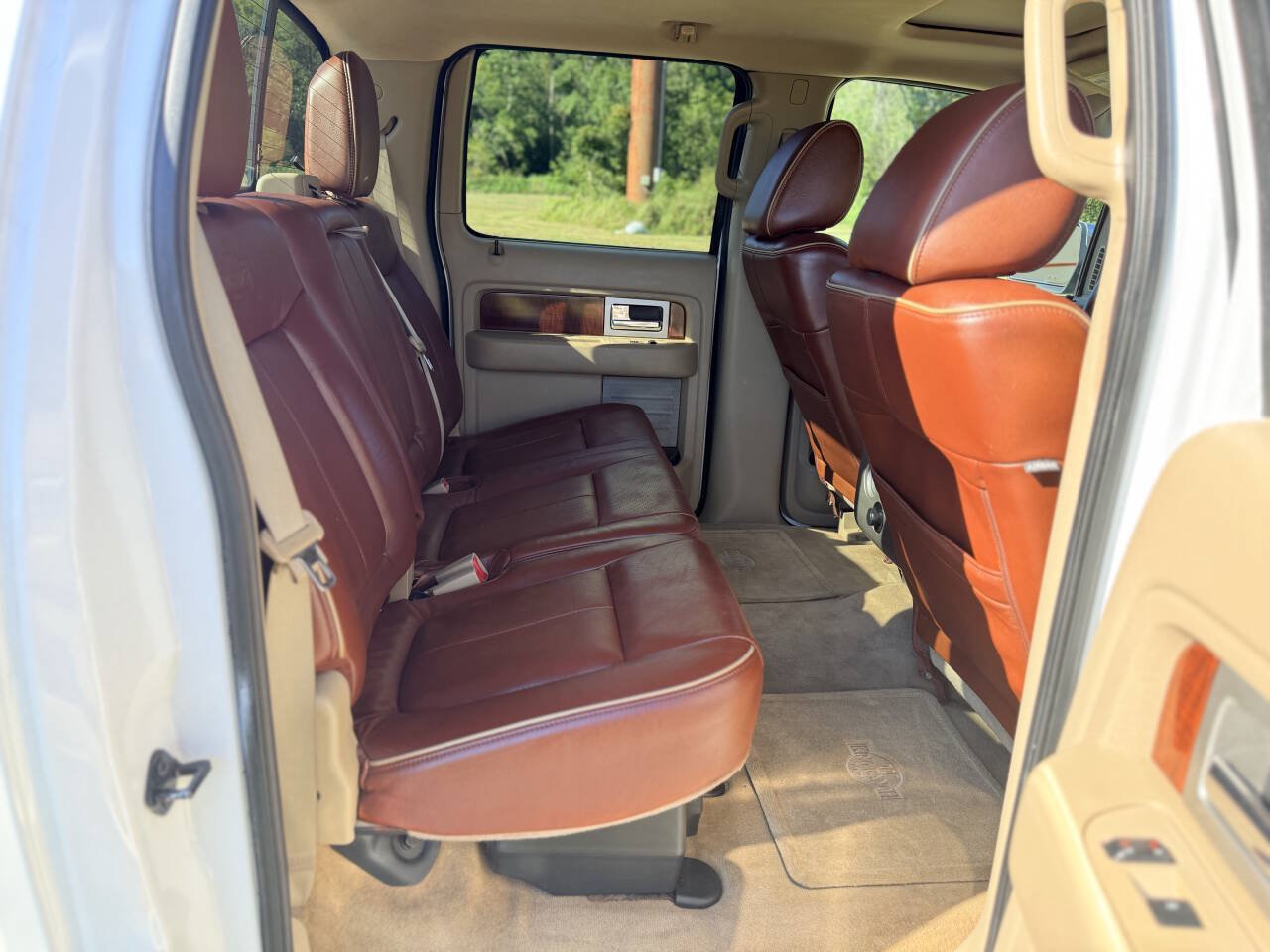 Used 2010 Ford F150 Lariat RWD image 18