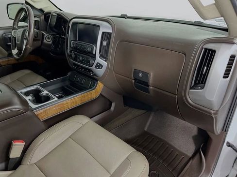 Used 2016 GMC Sierra 2500 SLT w/ Suspension Package, Off-Road image 28