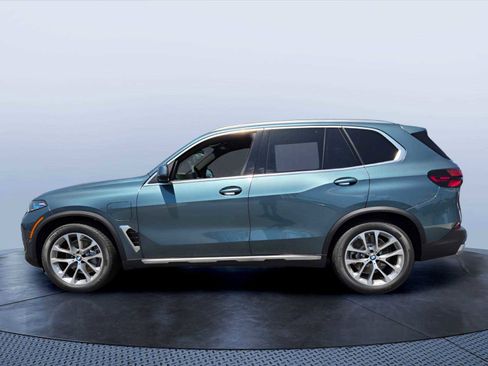 New 2026 BMW X5 xDrive50e AWD/4WD image 3