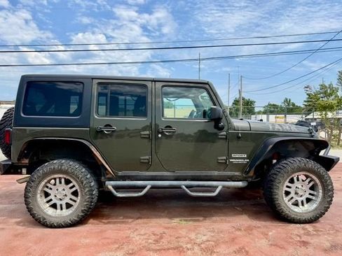 Used 2015 Jeep Wrangler Unlimited Sport AWD/4WD image 4