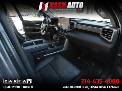 Used 2024 Toyota Tundra Limited AWD/4WD image 33