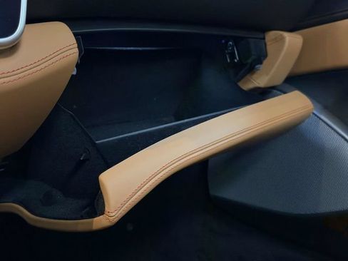 Used 2019 Ferrari Portofino RWD image 33