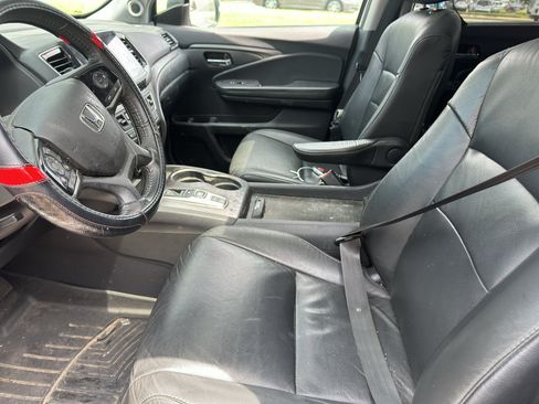 Used 2021 Honda Pilot Special Edition image 16