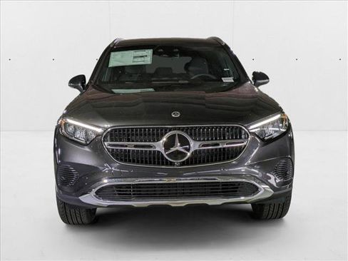 New 2025 Mercedes-Benz GLC 300 image 6