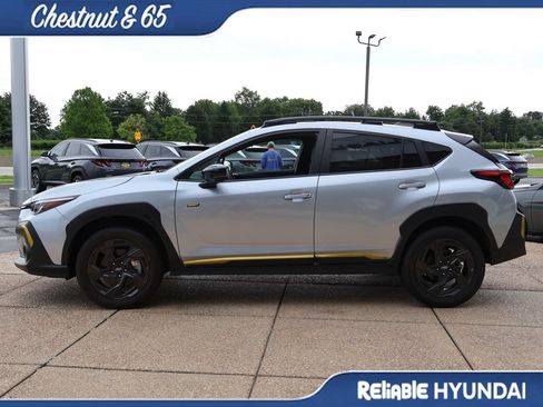 Used 2025 Subaru Crosstrek 2.5i Sport AWD/4WD image 3