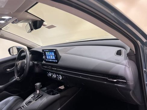 Used 2025 Honda HR-V EX-L image 25
