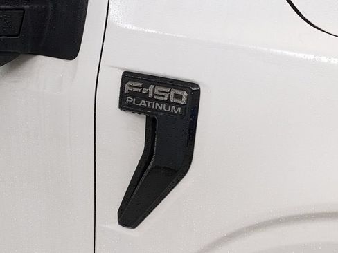 Certified 2025 Ford F150 Platinum w/ FX4 Off-Road Package AWD/4WD image 41
