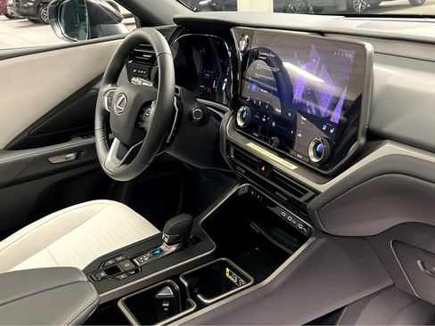 New 2026 Lexus TX 350 AWD image 28