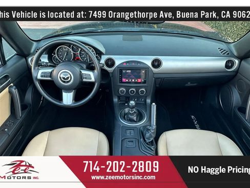 Used 2010 MAZDA MX-5 Miata Grand Touring w/ Premium Pkg RWD image 16