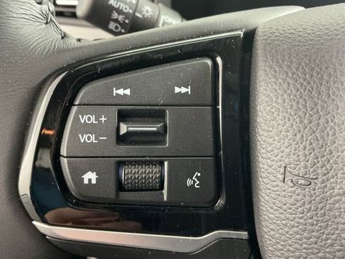 Certified 2025 Honda Odyssey EX-L image 17